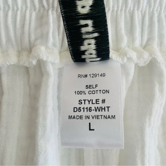 Dippin Daisy’s White Shorts Cotton Crinkle Gauze Swim Coverup Women’s Large NWT - Picture 8 of 9